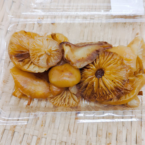 天然きのこ エノキダケ(榎茸) 濃厚な香りや風味と歯応えが本物のエノキ 秋田県産