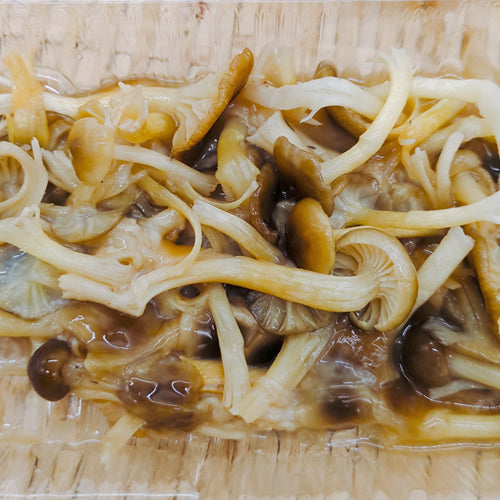 天然きのこ フユヤマタケ(冬山茸) 100g程度 ぬめりのある食感と風味!鍋物や炒め物に最適 秋田県産