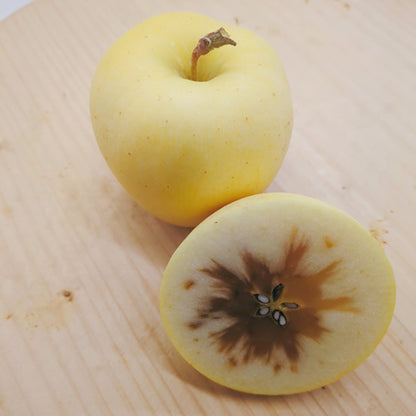 はるか | 希少な冬の極甘りんご・蜜感あふれる上品な味わい 岩手県産